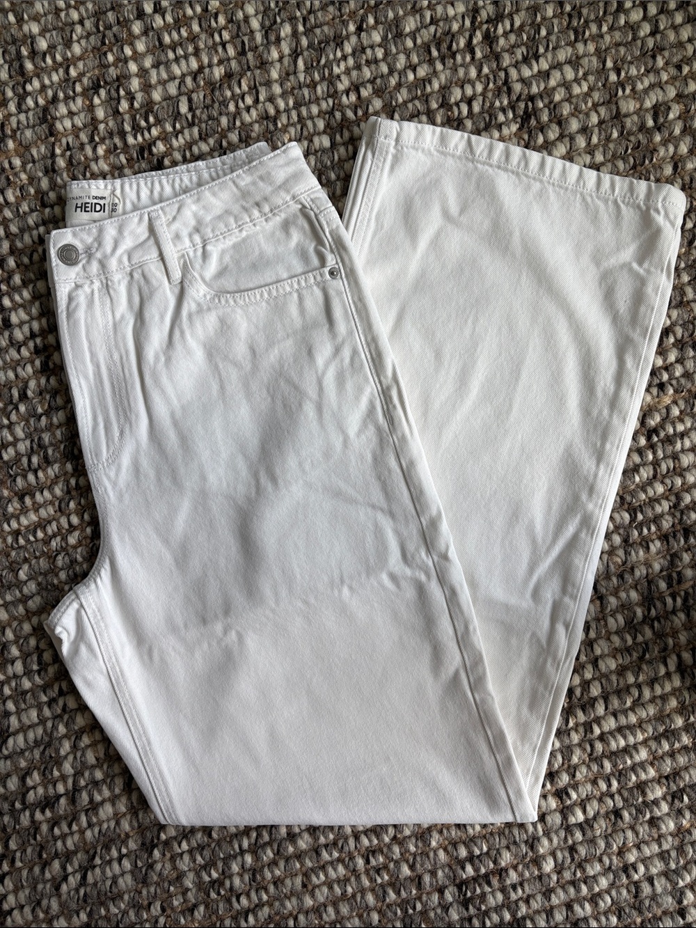 Dynamite * Heidi Ultra High Waist Wide-Leg Jeans * White * Size 30